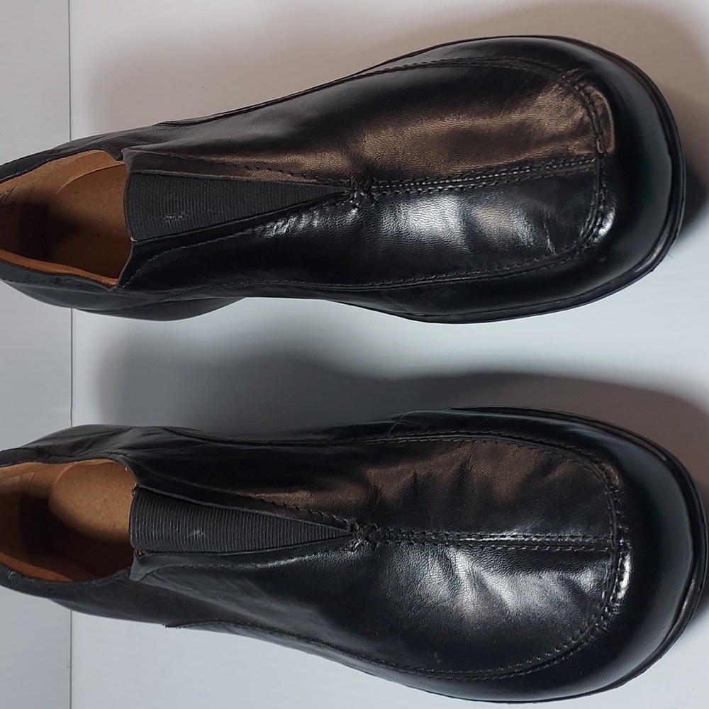 EASY SPIRIT SLIP ON